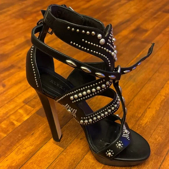 Alexander McQueen Black Studded Heels - Picture 2 of 6